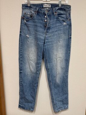 DAZE Women's Light Blue Distressed Boyfriend Jeans Size 30